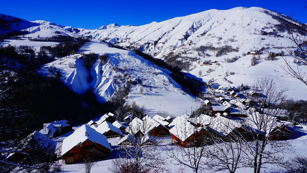 Residence Goelia Les Chalets Des Ecourts Сен-Жан-д'Арв Екстериор снимка