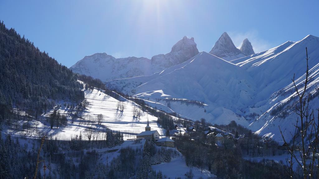 Residence Goelia Les Chalets Des Ecourts Сен-Жан-д'Арв Екстериор снимка